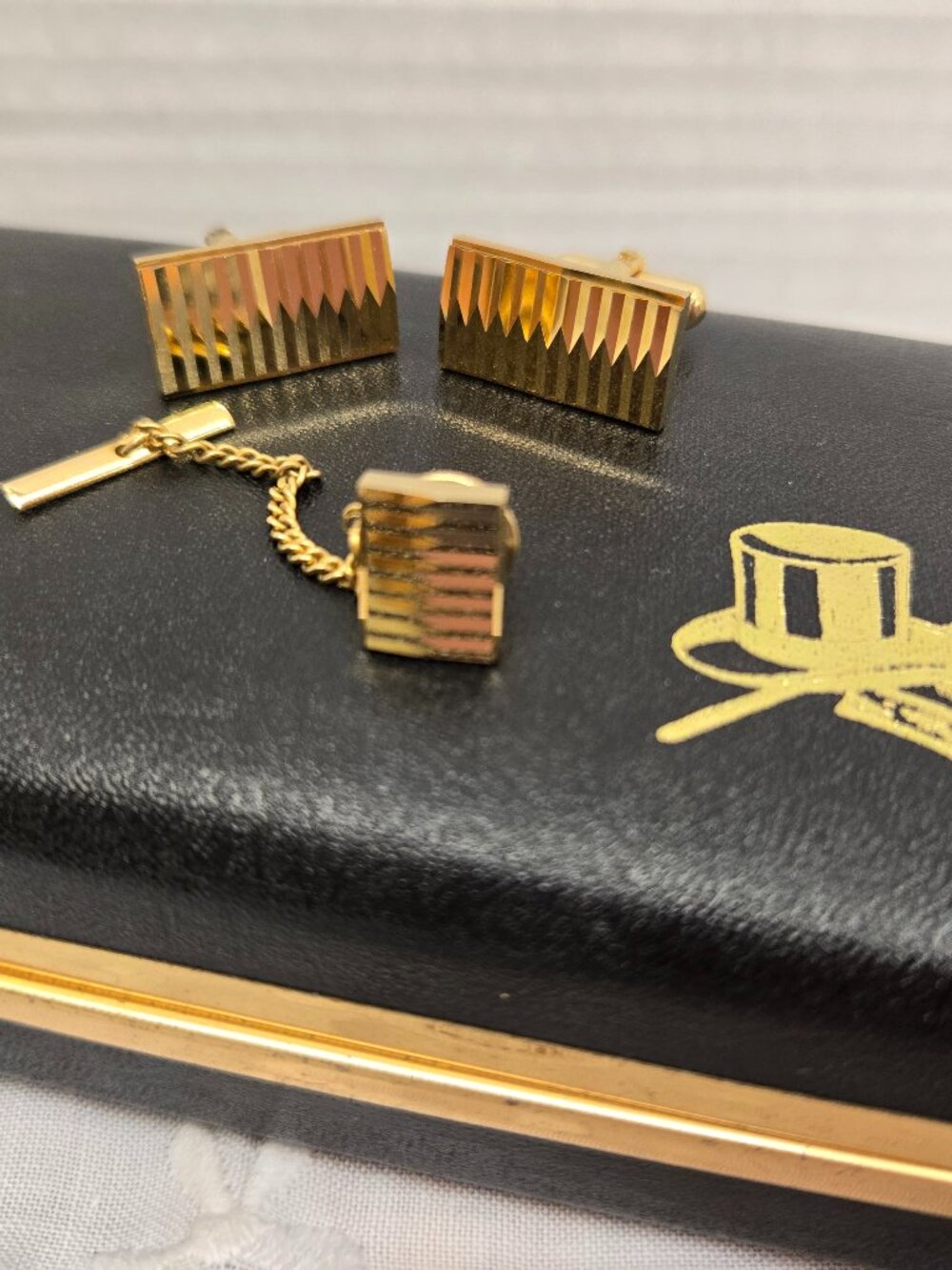 vintage gold toned ribbed cufflinks Cuff links with tie tack